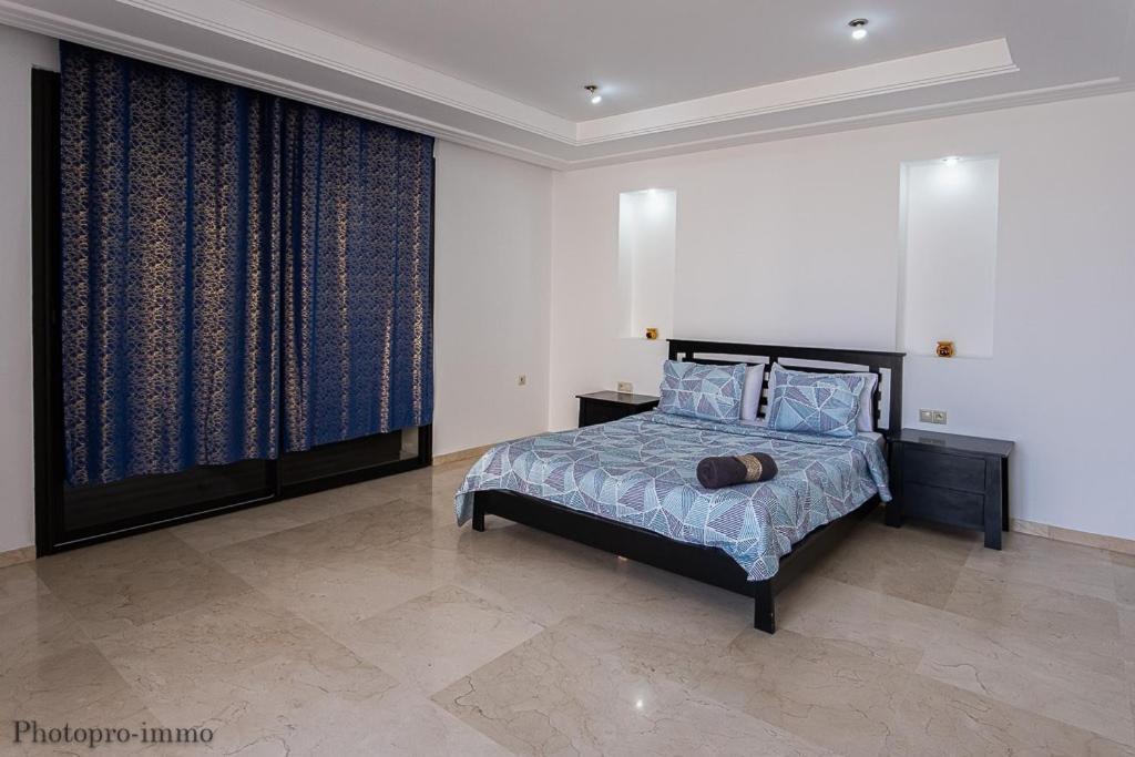Villa Shy *